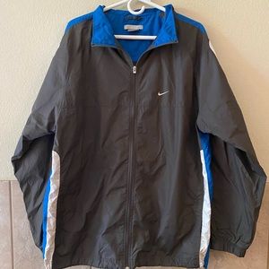 **SOLD** Y2K Nike Zippered Windbreaker